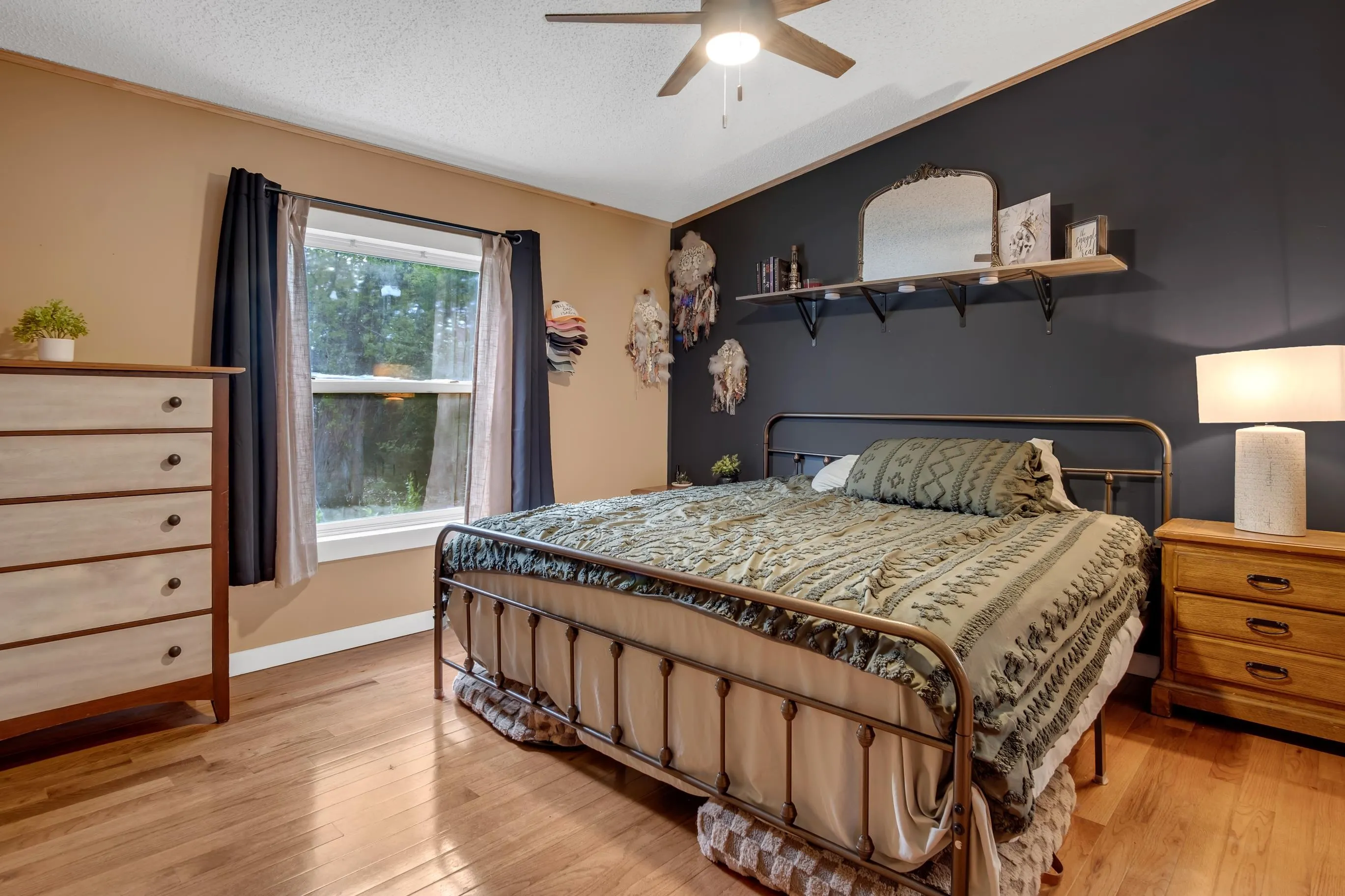 Burrton, Kansas 67020, United States, 3 Bedrooms Bedrooms, ,2 BathroomsBathrooms,Residential,Active,115206