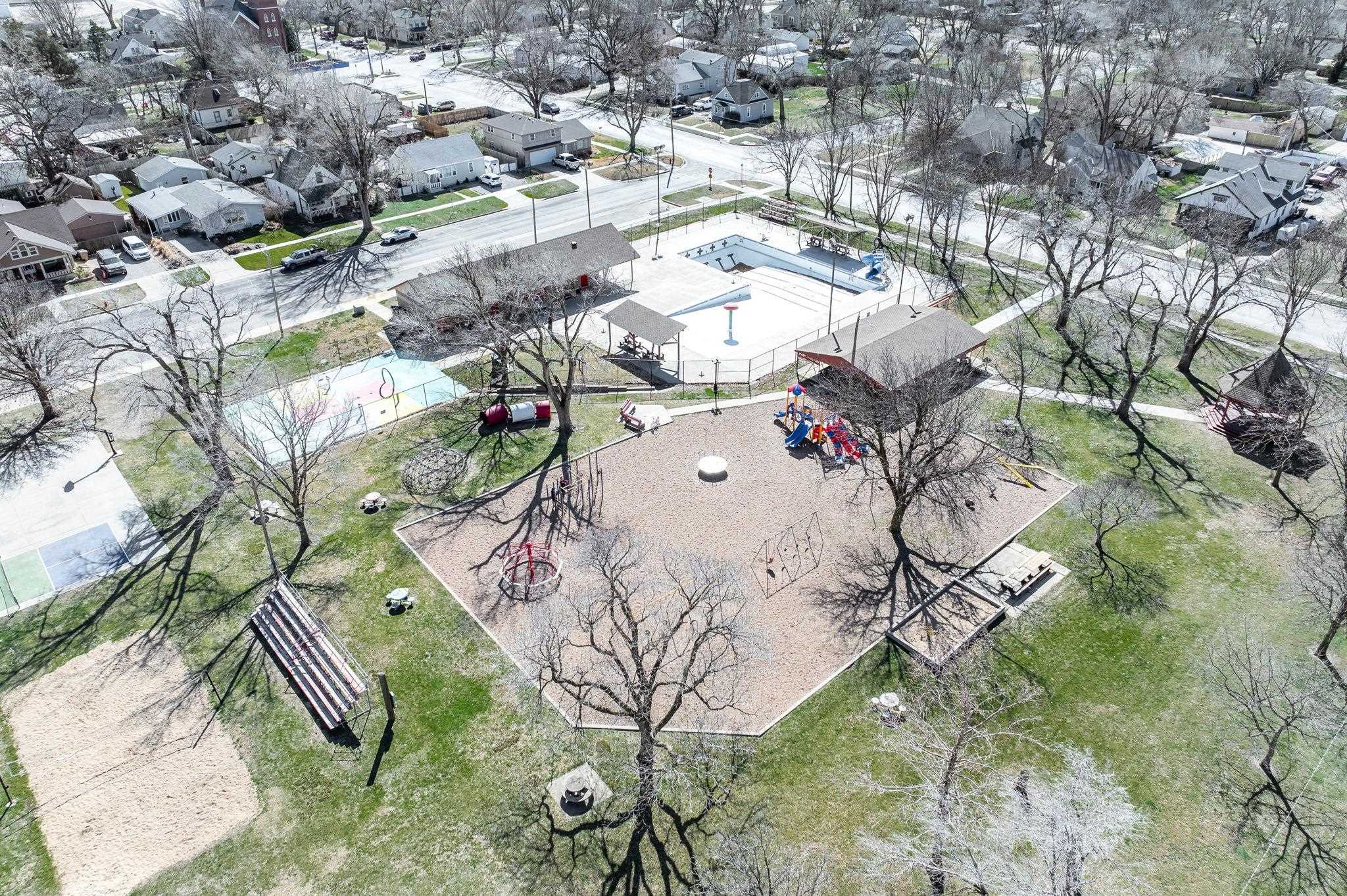 609 N Garfield Ave, Sedgwick, Kansas image 31