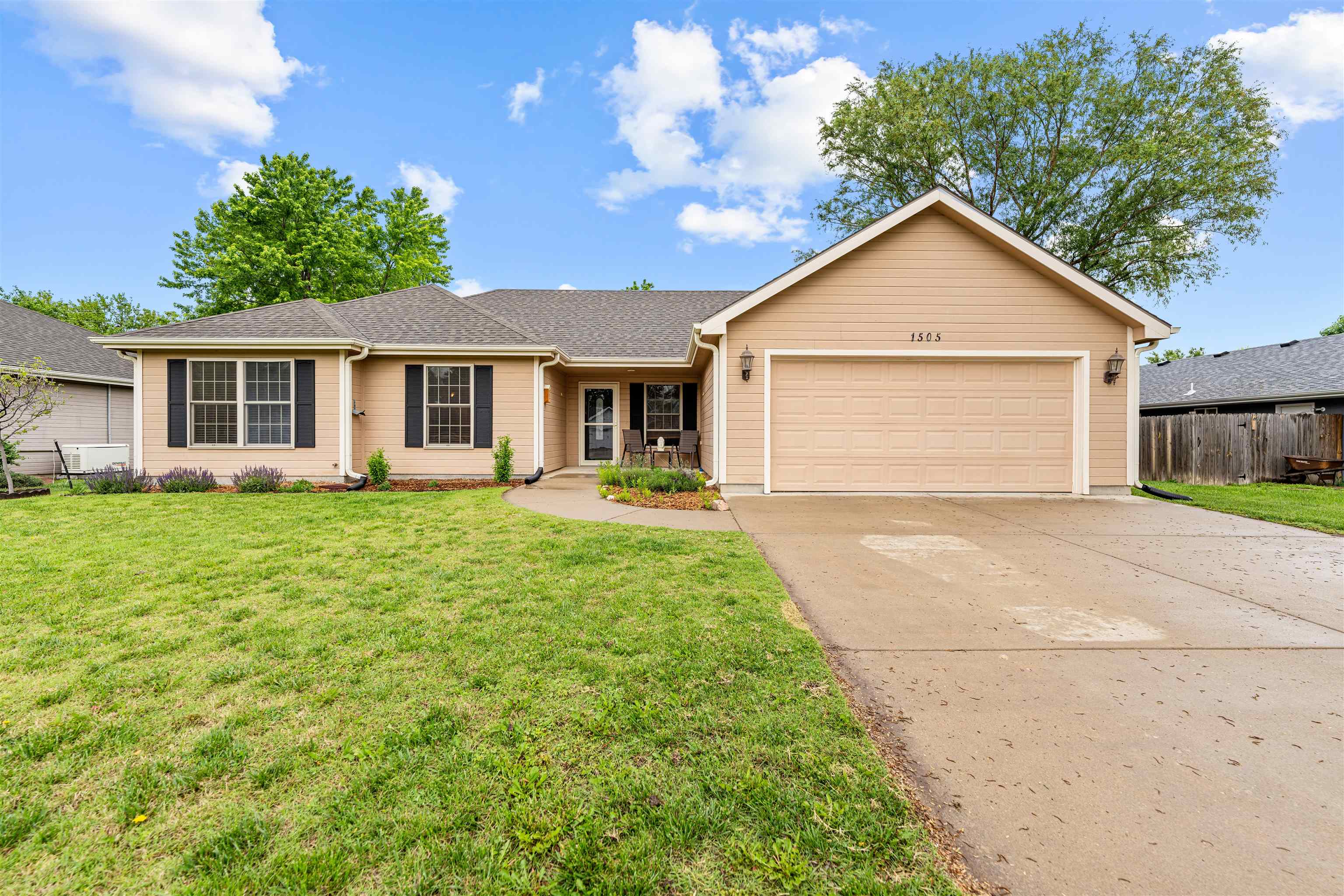 1505 E Republic Ave, Salina, Kansas image 1