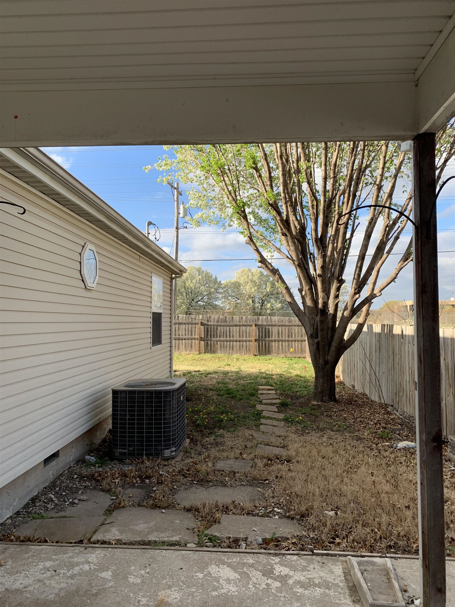 4216 E Jonquil Cir, Wichita, Kansas image 17