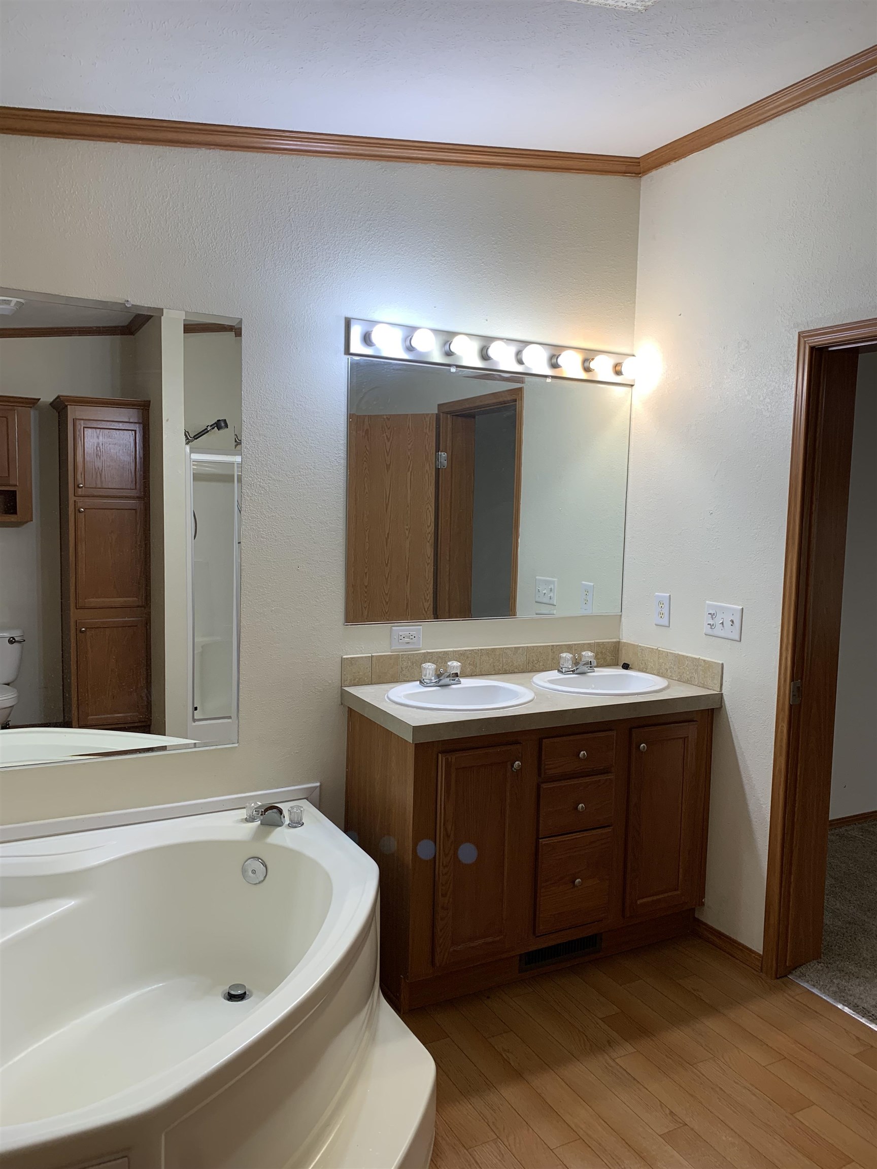 4216 E Jonquil Cir, Wichita, Kansas image 10