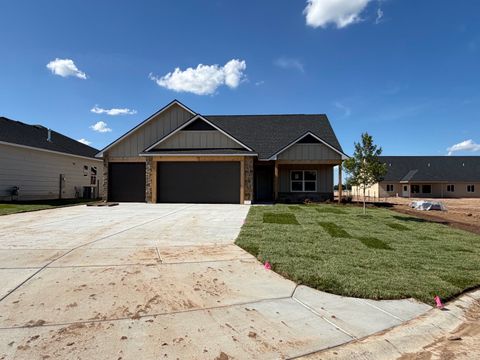 Townhouse For Sale - 734 N Rainbow Lake Ct<br/> Sedgwick County, Wichita, KS 67235