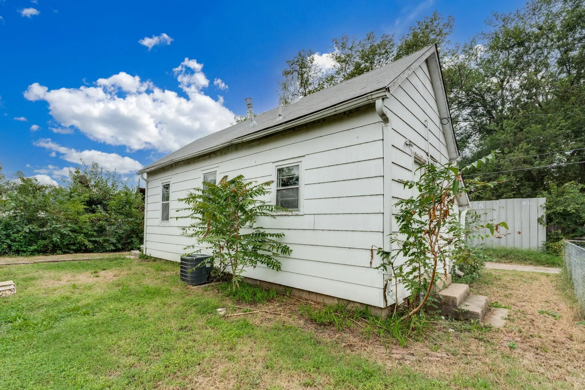 Wichita, Kansas 67213, United States, 3 Bedrooms Bedrooms, ,2 BathroomsBathrooms,Residential,Active,216780