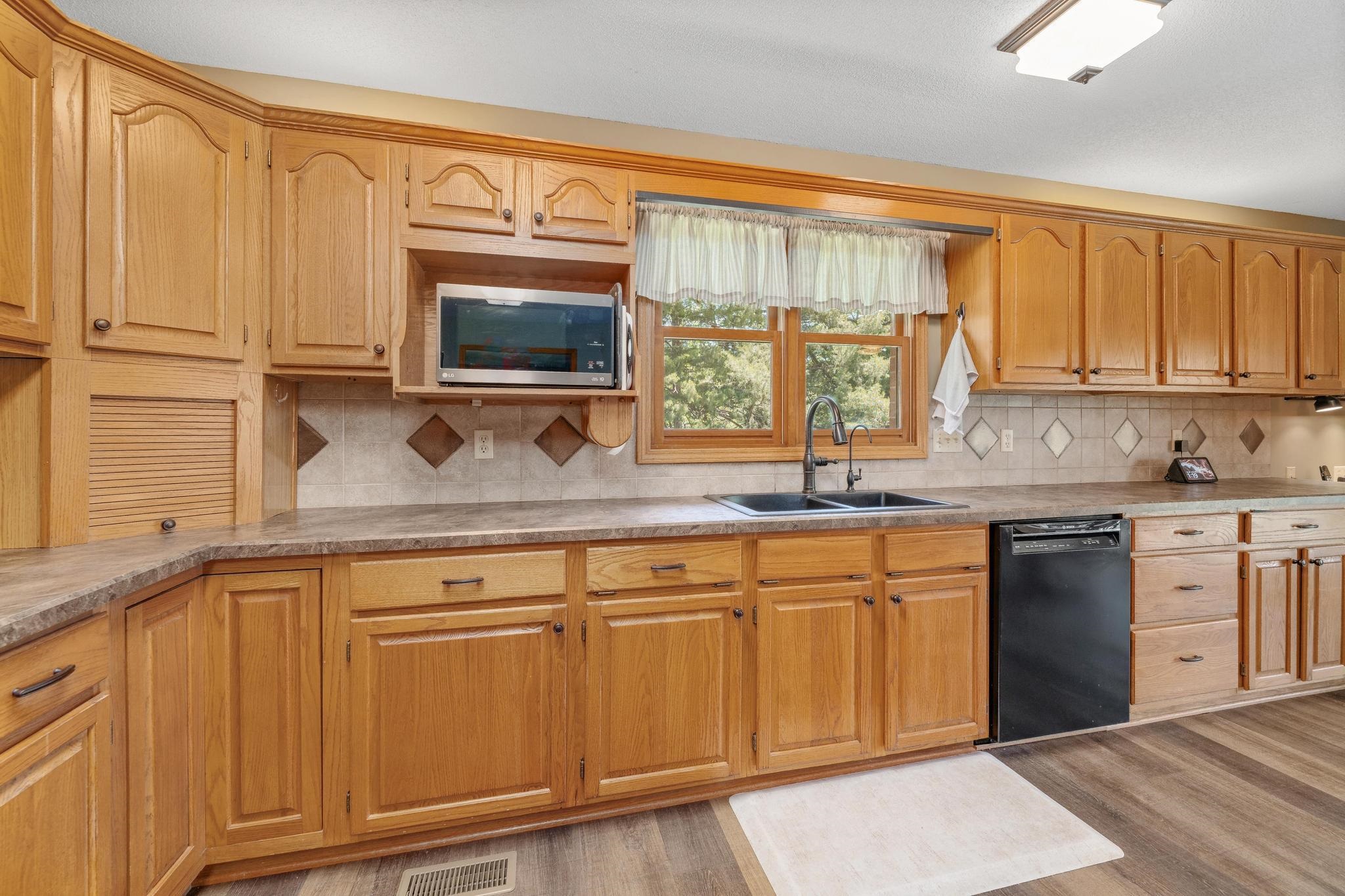 10401 W Hidden Valley Rd, Wichita, Kansas image 11