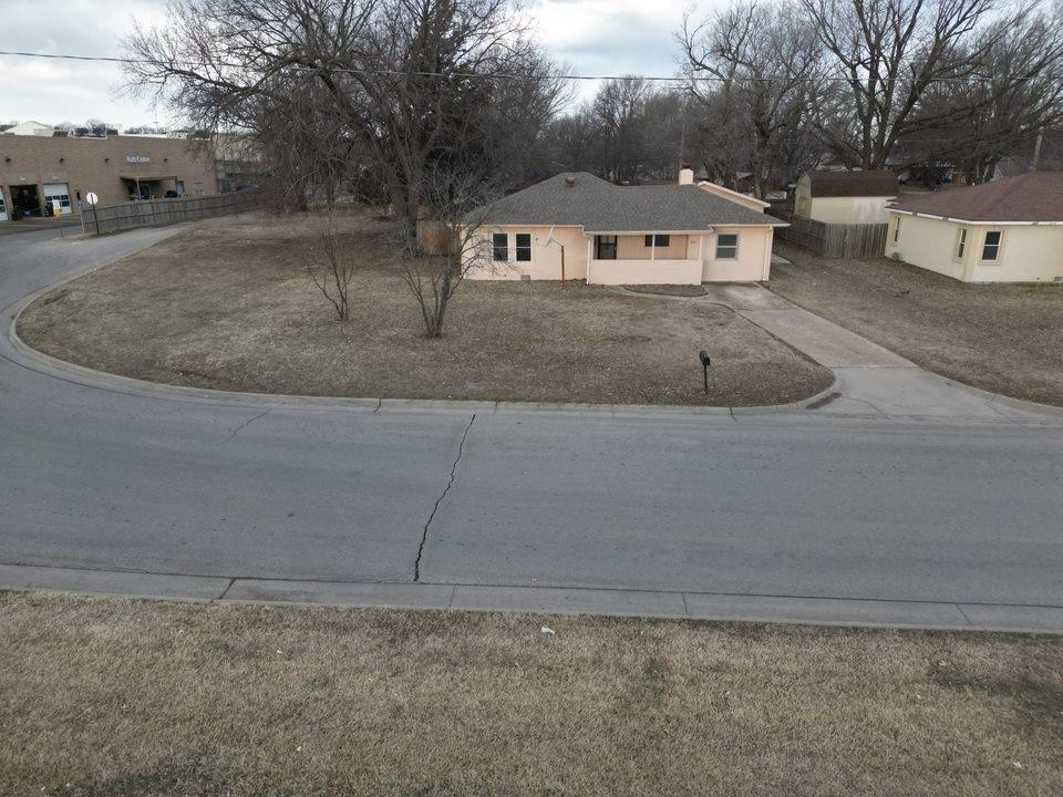 2019 Andrews St, Winfield, Kansas image 24