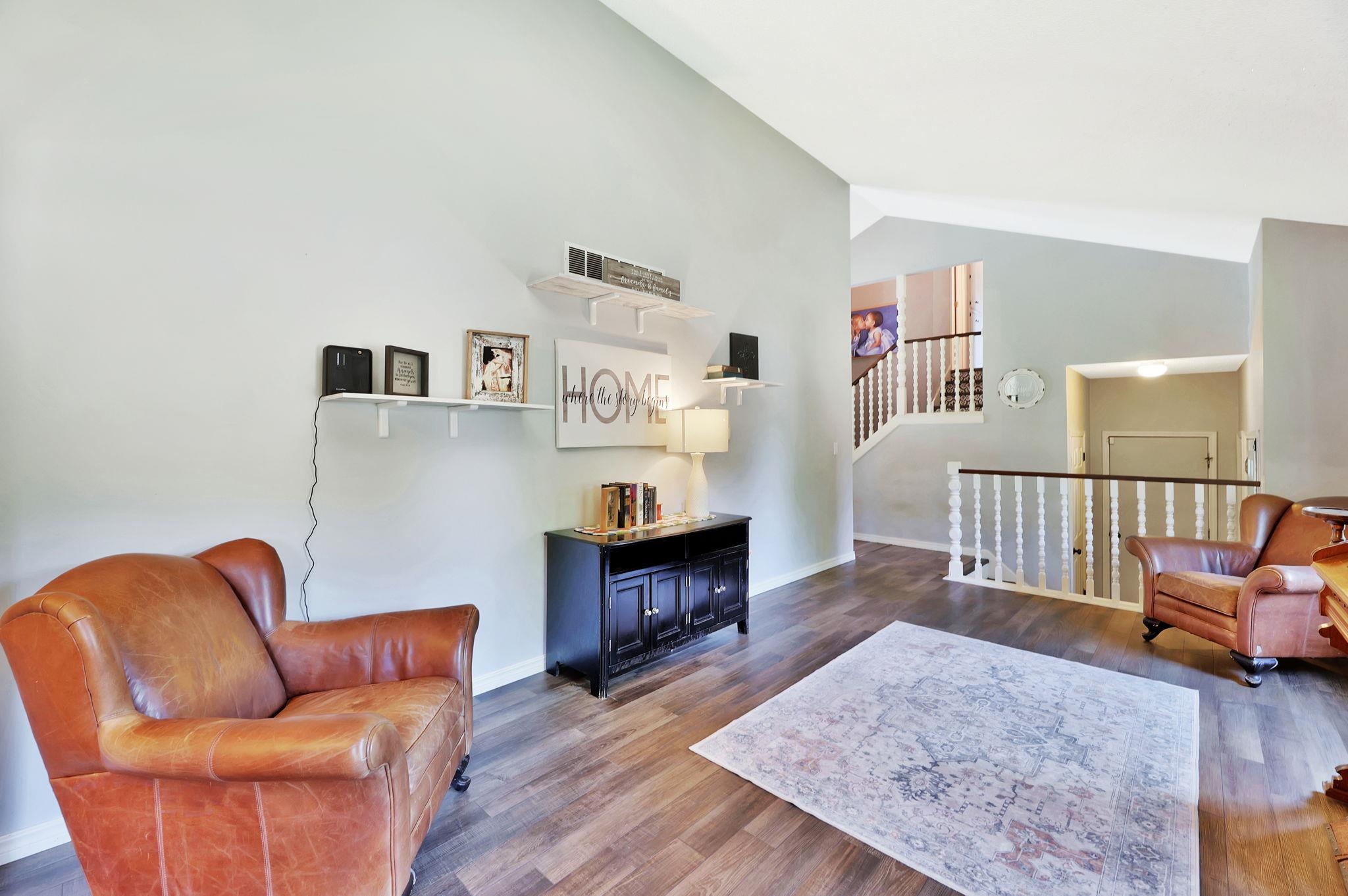 1216 N Armstrong Ct, Derby, Virginia image 5