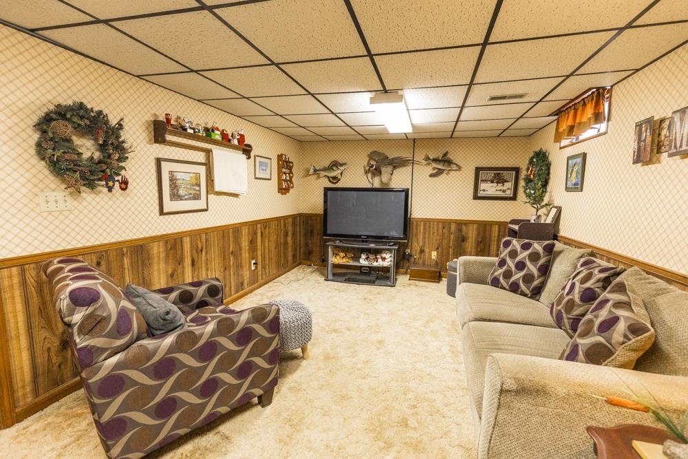 1317 Indian Rock Ln, Salina, Kansas image 9