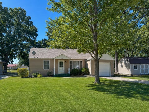 Homes For Sale - 307 Lake Rd<br/> Olpe, KS 66865