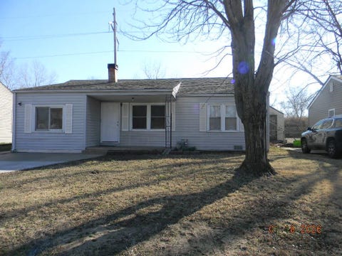 Homes For Sale - 240 Turkle Ave<br/> Sedgwick County, Haysville, KS 67060