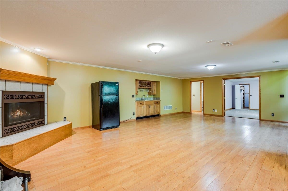 1217 N Hickory Creek Ct, Wichita, Kansas image 24