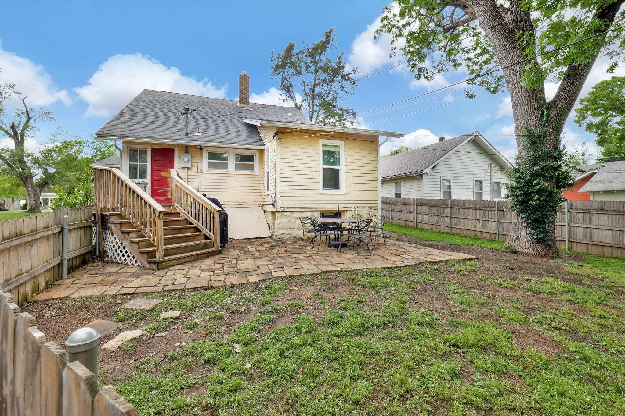 Augusta, Kansas 67010, United States, 4 Bedrooms Bedrooms, ,2 BathroomsBathrooms,Residential,Active,121479