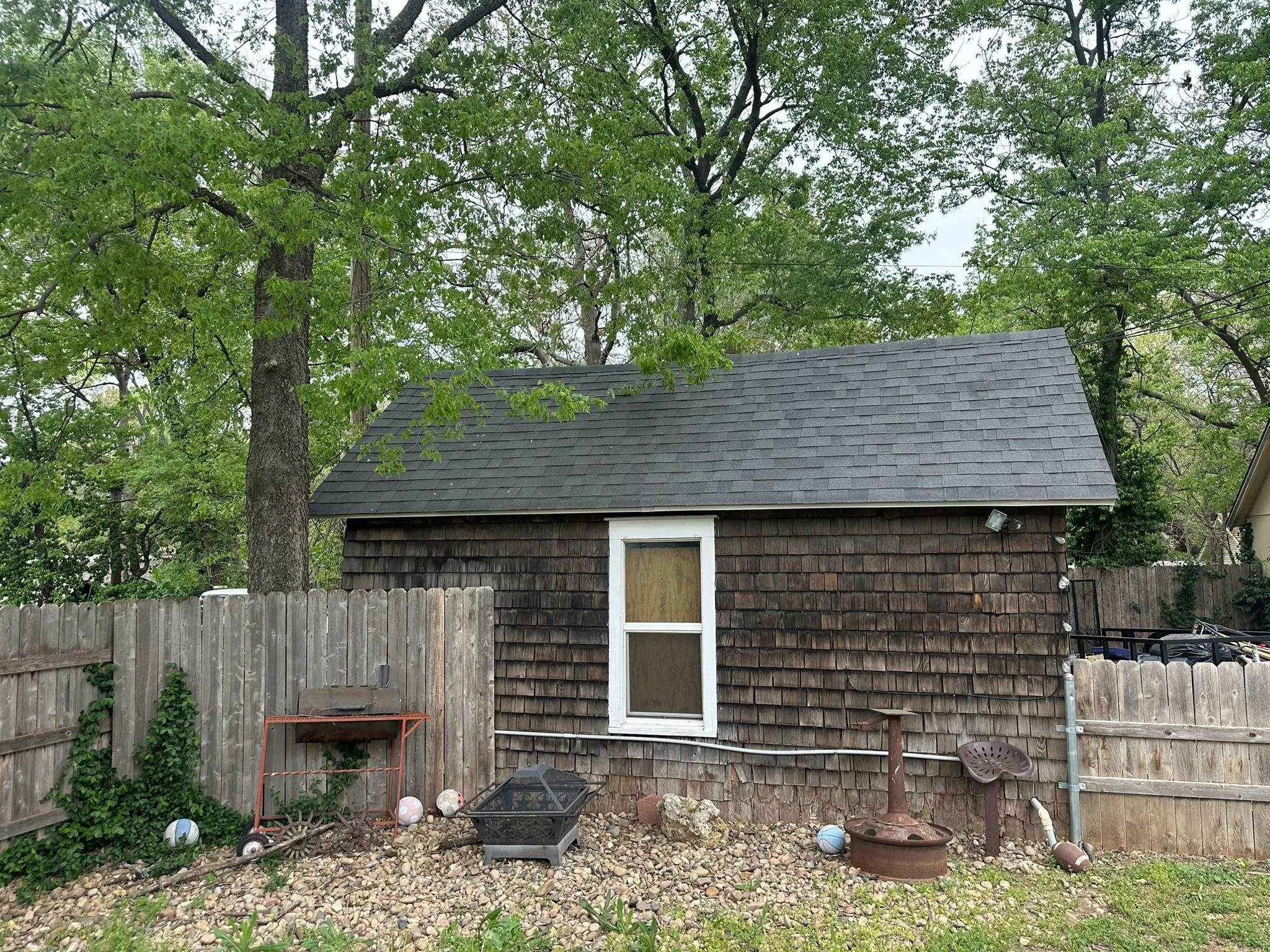 Augusta, Kansas 67010, United States, 4 Bedrooms Bedrooms, ,2 BathroomsBathrooms,Residential,Active,121479