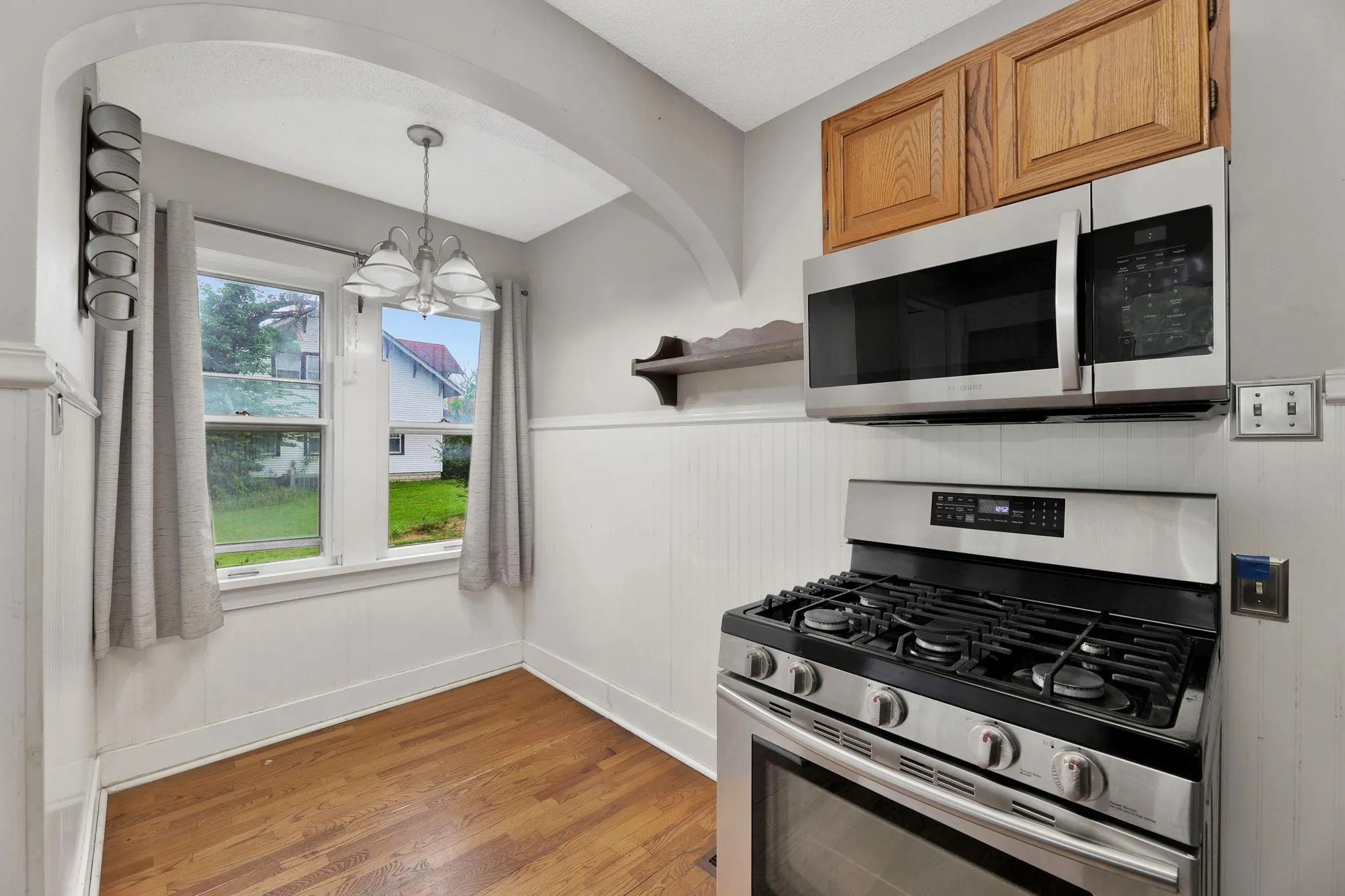 Augusta, Kansas 67010, United States, 4 Bedrooms Bedrooms, ,2 BathroomsBathrooms,Residential,Active,121479