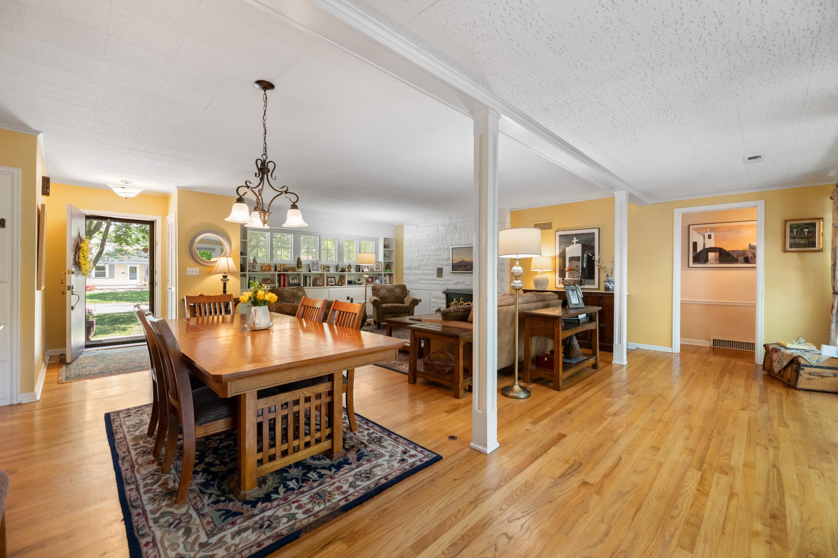 5653 E Park Hollow Dr, Wichita, Kansas image 15