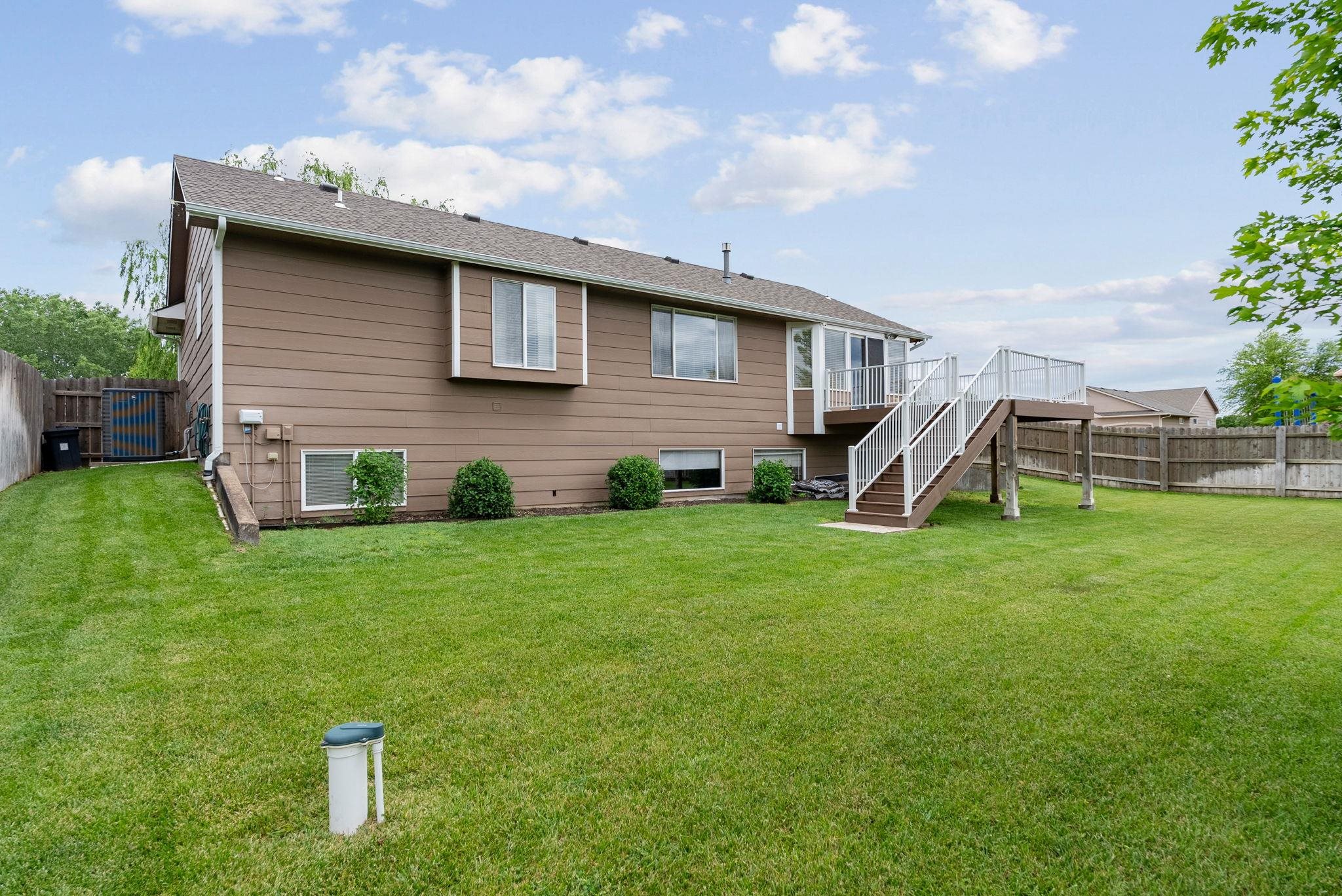 3611 N Hazelwood St, Wichita, Virginia image 28