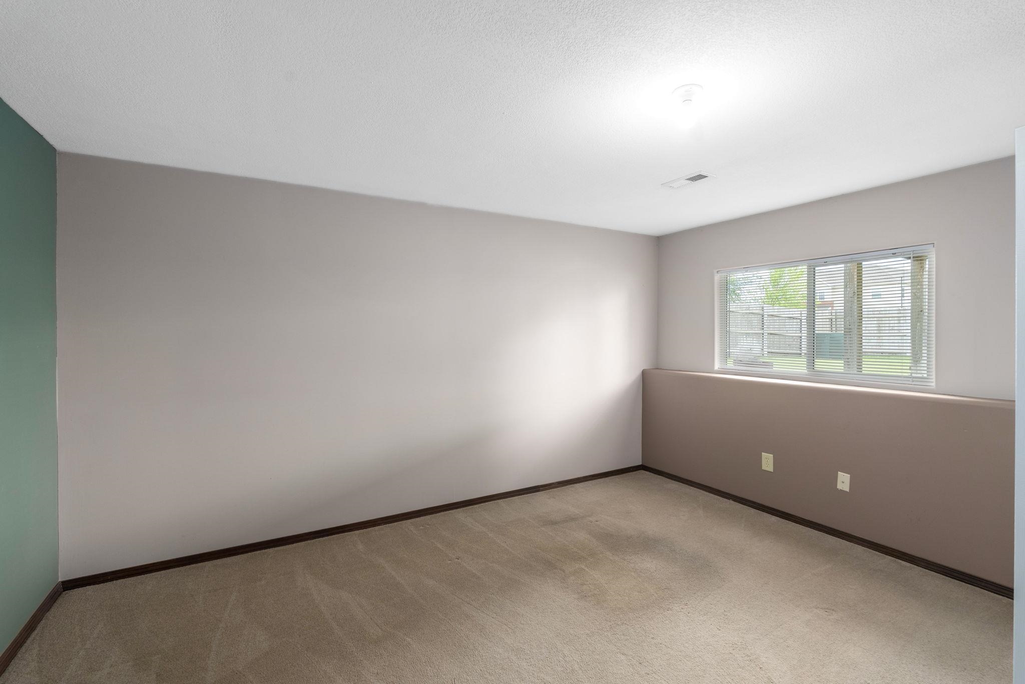 3611 N Hazelwood St, Wichita, Virginia image 24