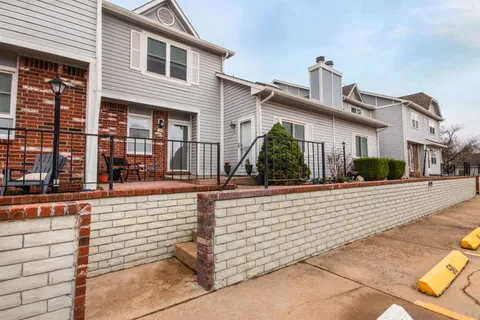 101 S Rock Rd #49, Derby, KS MLS: 652368