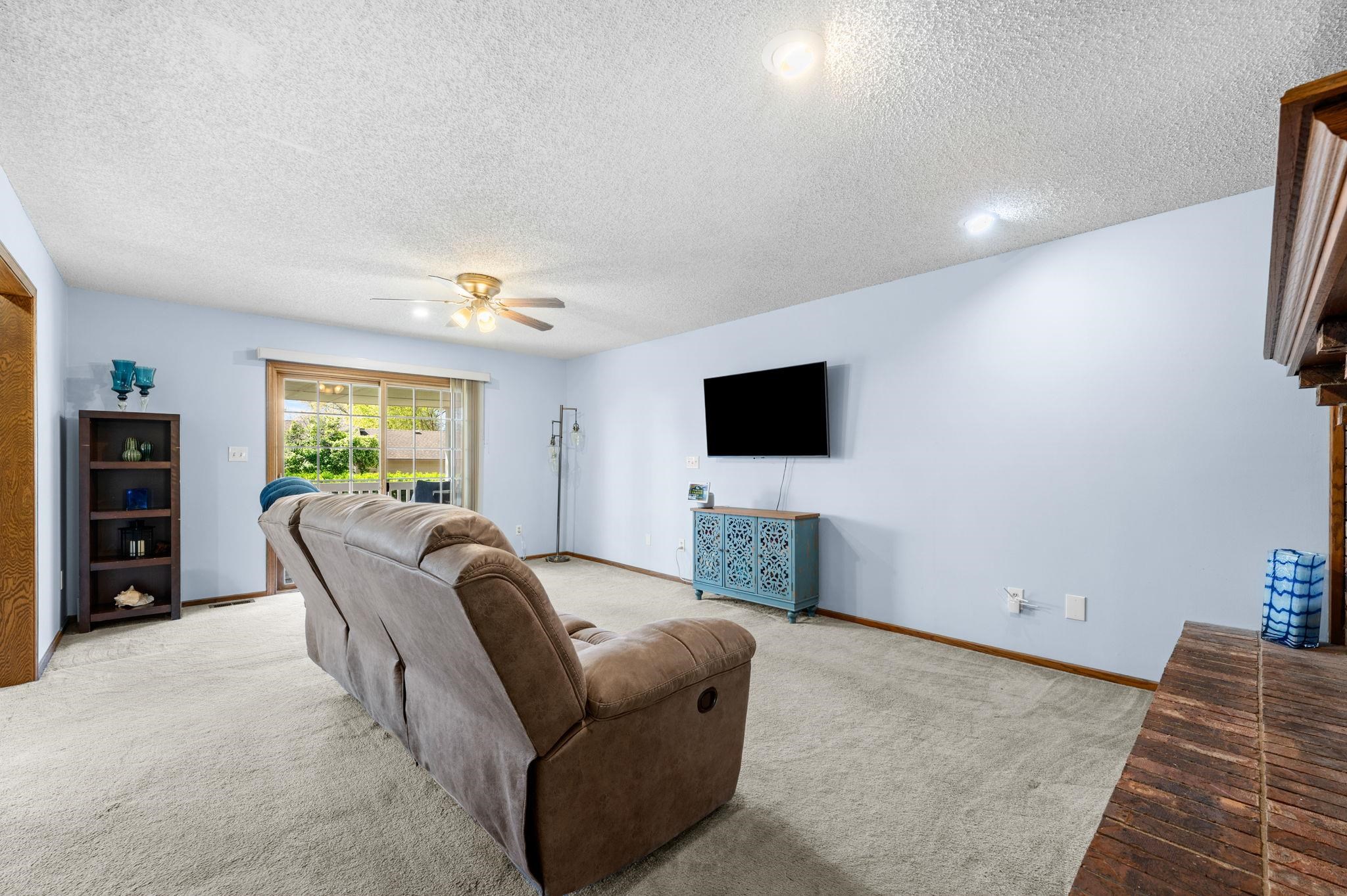 1407 E Hickory Br, Derby, Kansas image 3