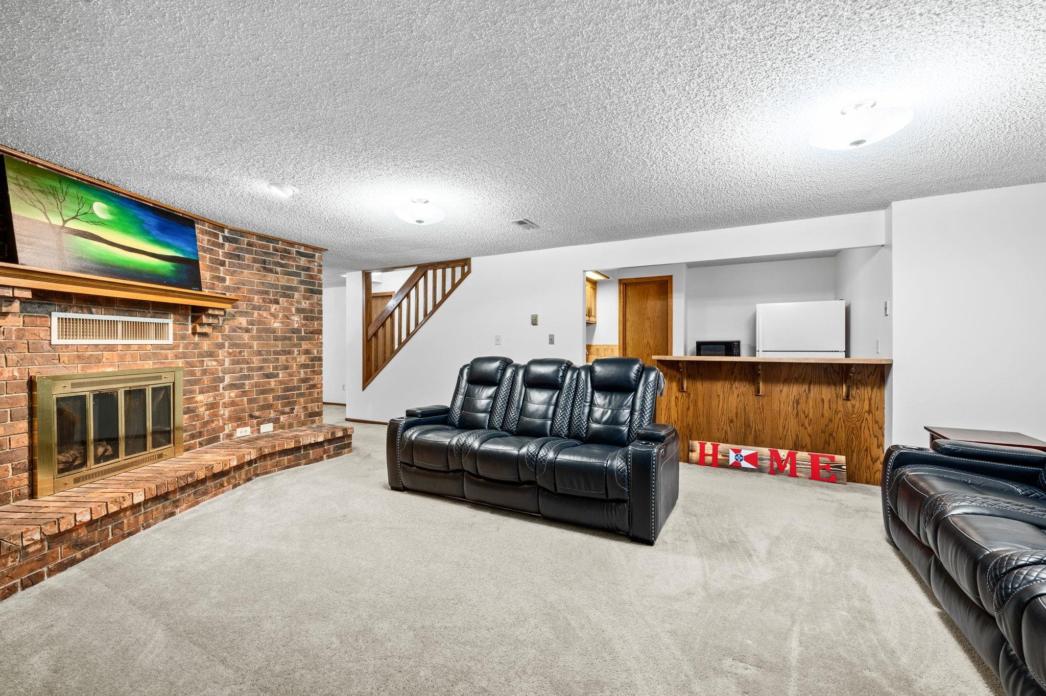 1407 E Hickory Br, Derby, Kansas image 23