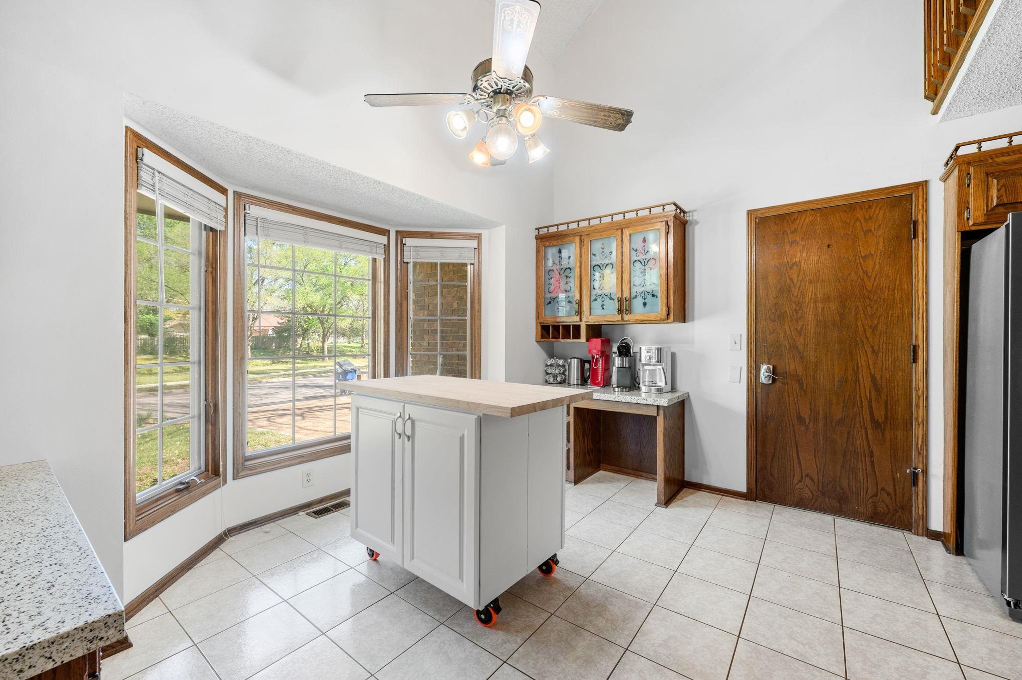 1407 E Hickory Br, Derby, Kansas image 6