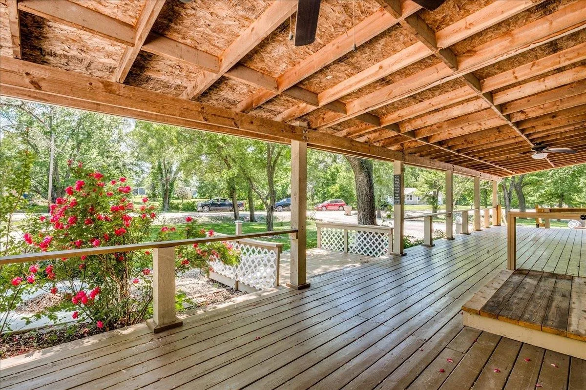 Derby, Kansas 67037, United States, 3 Bedrooms Bedrooms, ,2 BathroomsBathrooms,Residential,Pending,130137