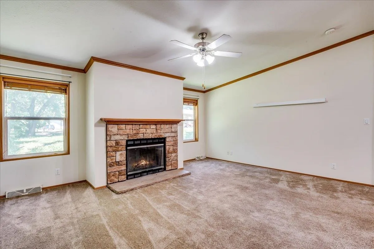 Derby, Kansas 67037, United States, 3 Bedrooms Bedrooms, ,2 BathroomsBathrooms,Residential,Pending,130137