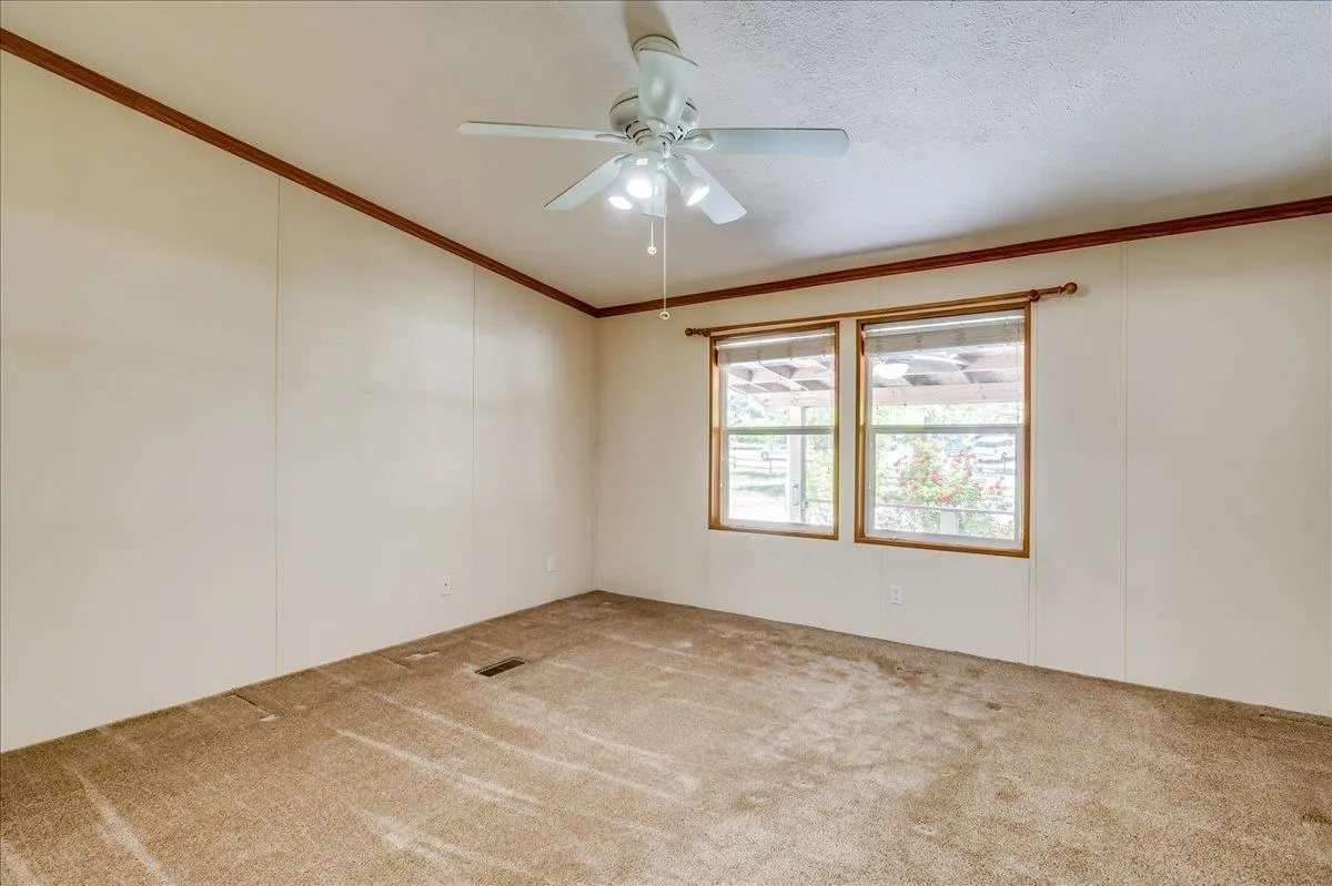 Derby, Kansas 67037, United States, 3 Bedrooms Bedrooms, ,2 BathroomsBathrooms,Residential,Pending,130137