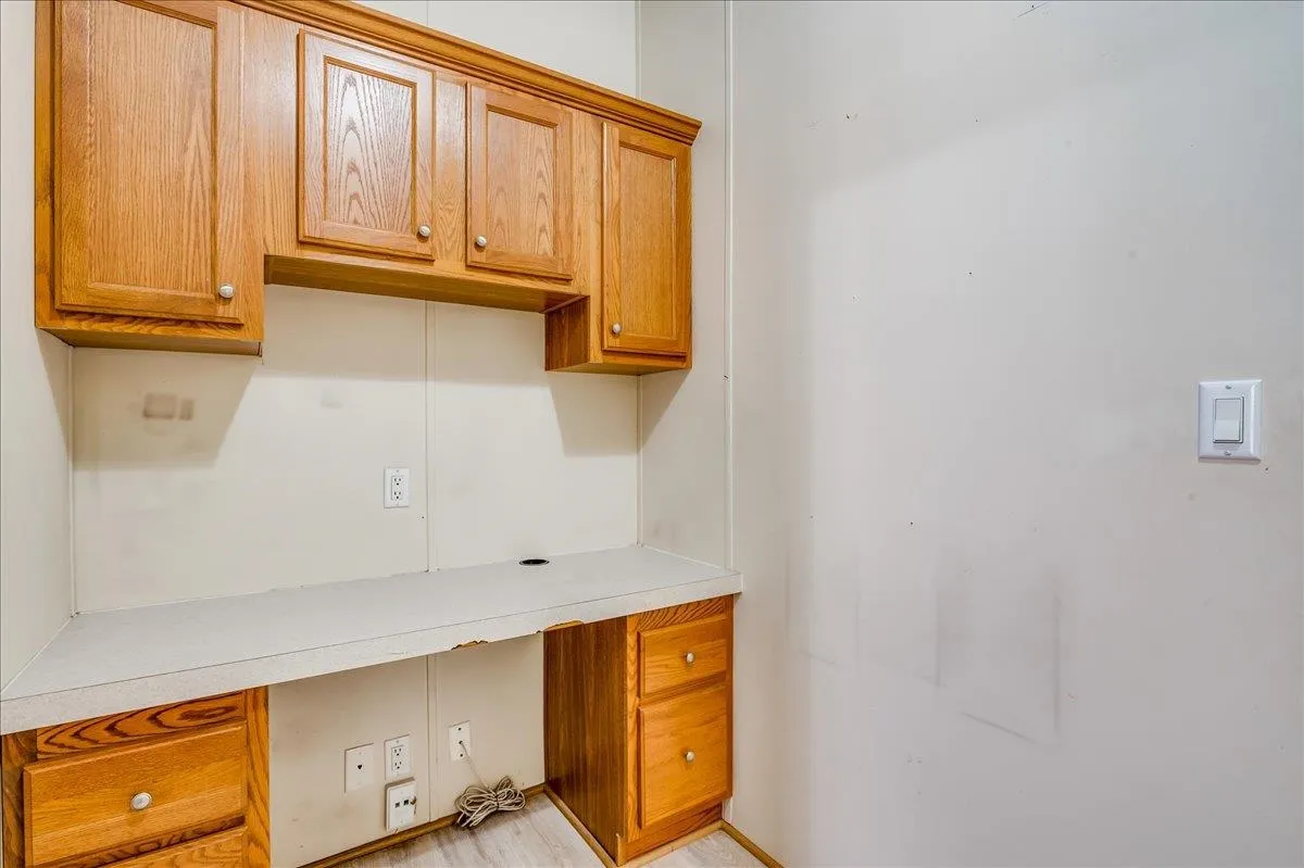 Derby, Kansas 67037, United States, 3 Bedrooms Bedrooms, ,2 BathroomsBathrooms,Residential,Pending,130137