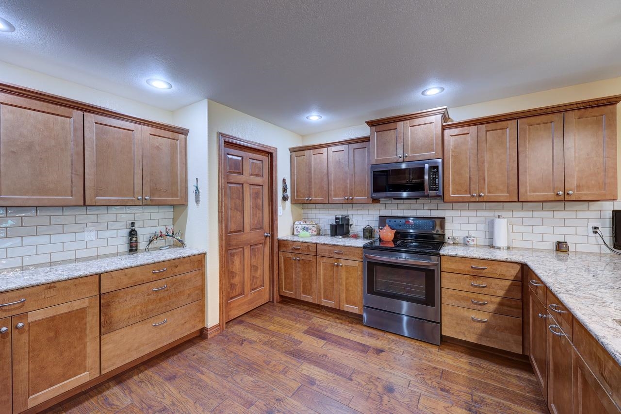 3613 Lakeshore Dr, Winfield, Iowa image 9