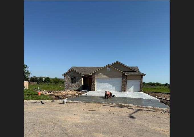 2570 Spring Meadows Ct, Derby, Kansas image 1