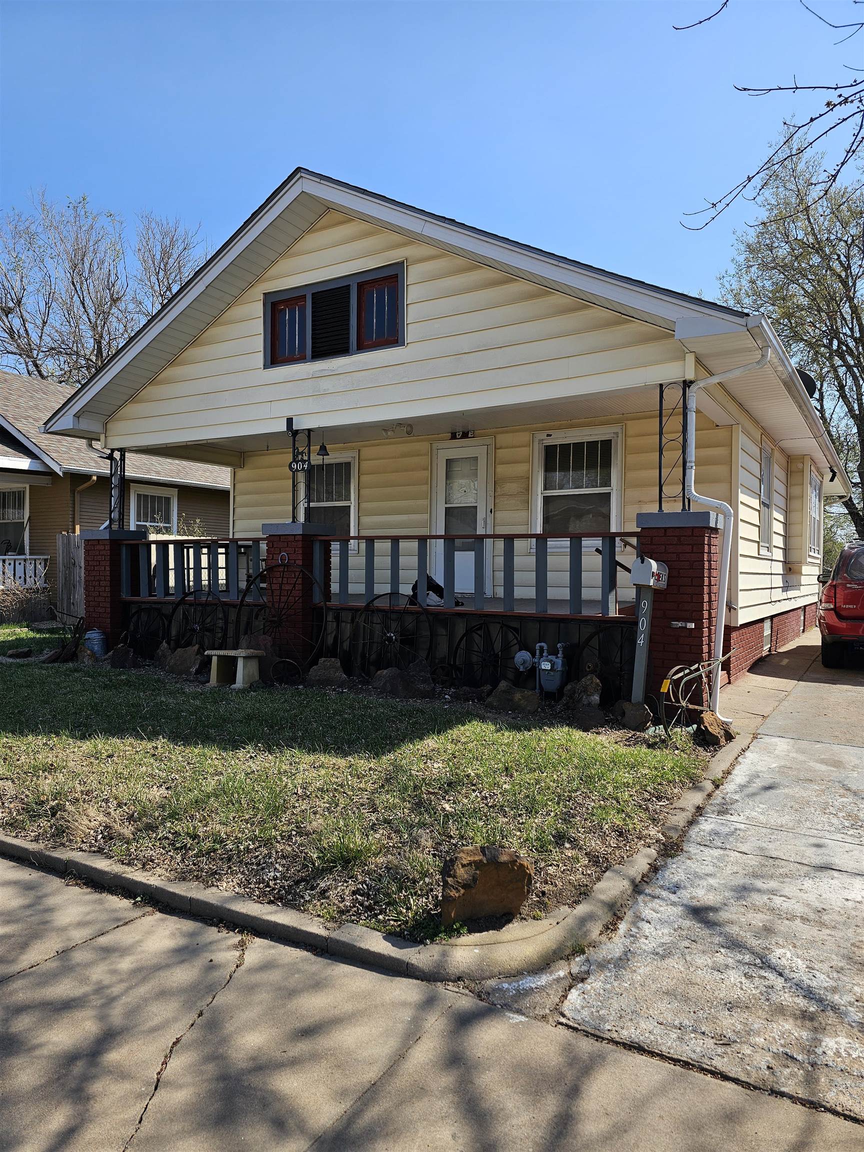 904 E Ash St, Salina, Kansas image 4