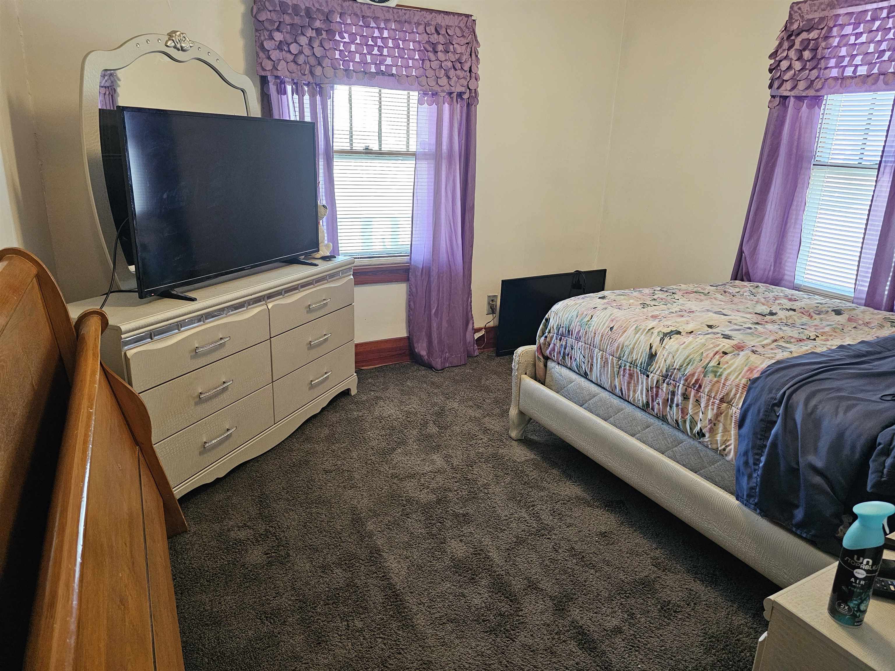 904 E Ash St, Salina, Kansas image 9