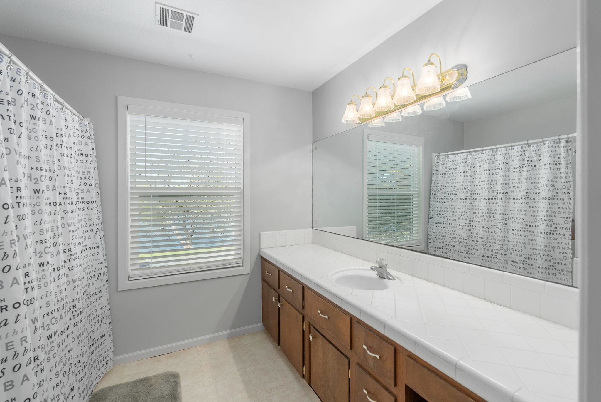 626 S Hidden Valley Dr, Wichita, Kansas image 21