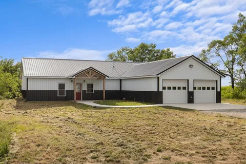 2592 NE 10 St, Kingman, KS MLS: 655610