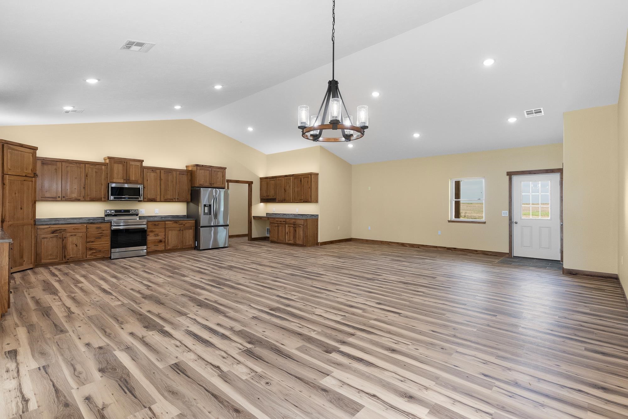 2592 NE 10 St, Kingman, Kansas image 8