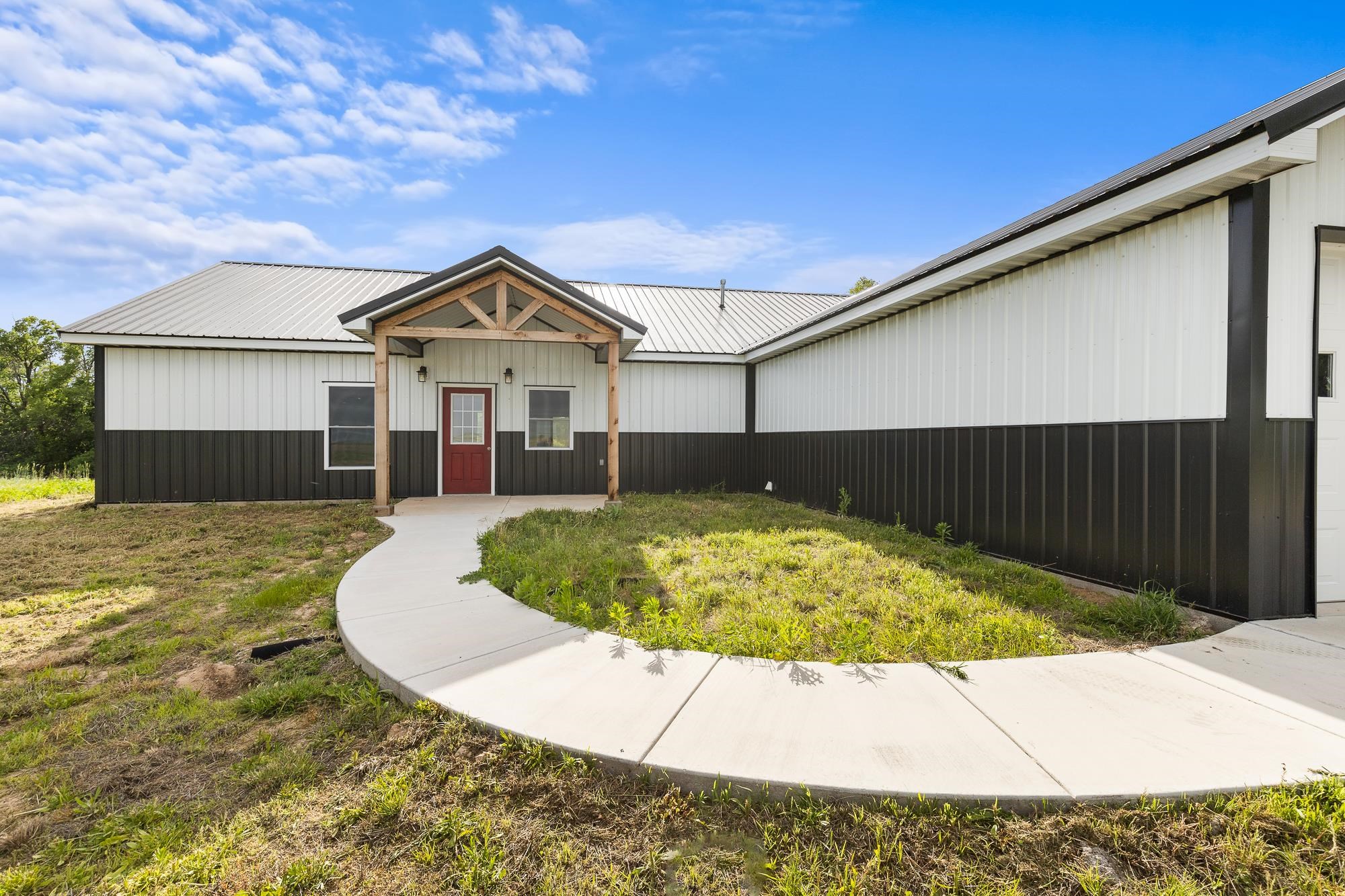 2592 NE 10 St, Kingman, Kansas image 36
