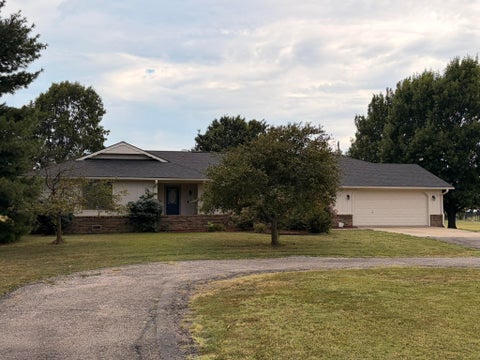Homes For Sale - 2817 E Birch Avenue<br/> Parkerfield, KS 67005