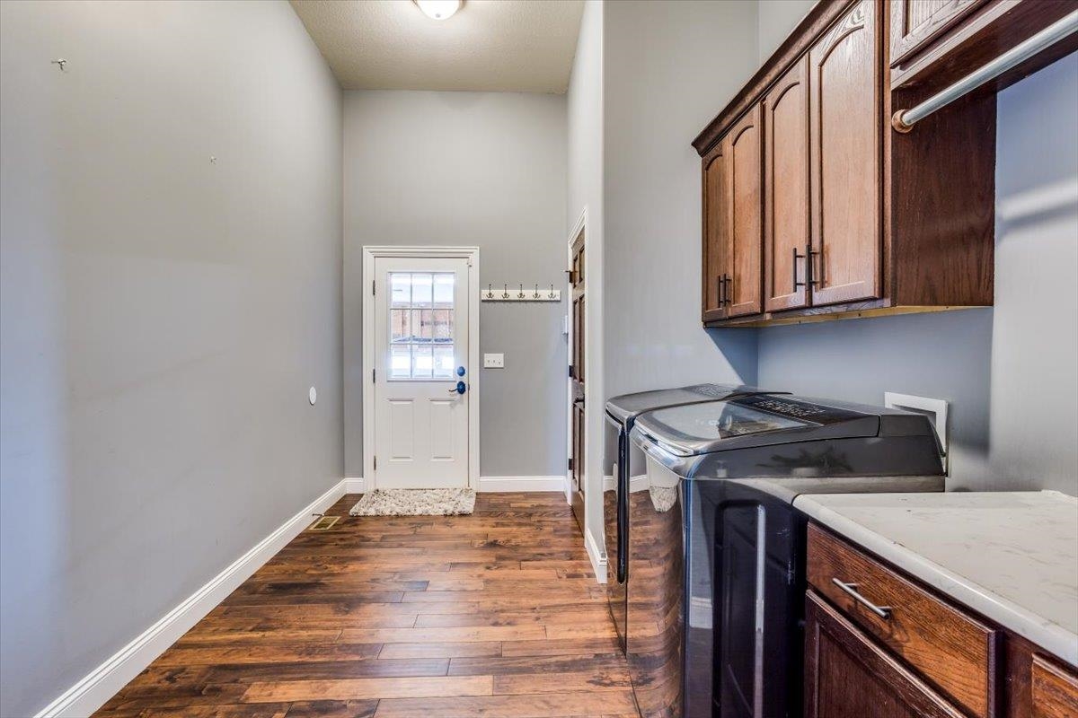 3300 S Deer Creek St, Goddard, Kansas image 25