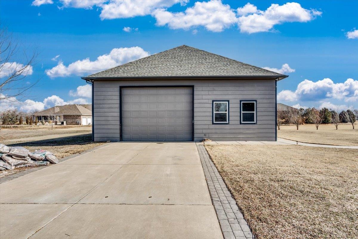 3300 S Deer Creek St, Goddard, Kansas image 36