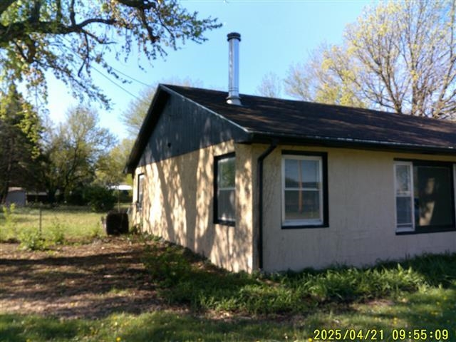 135 Grove St, Canton, Kansas image 5