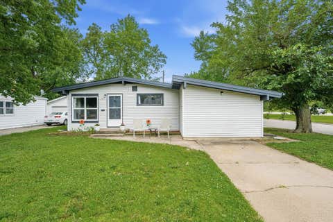 Homes For Sale - 101 E Springdale St<br/> Derby, KS 67037