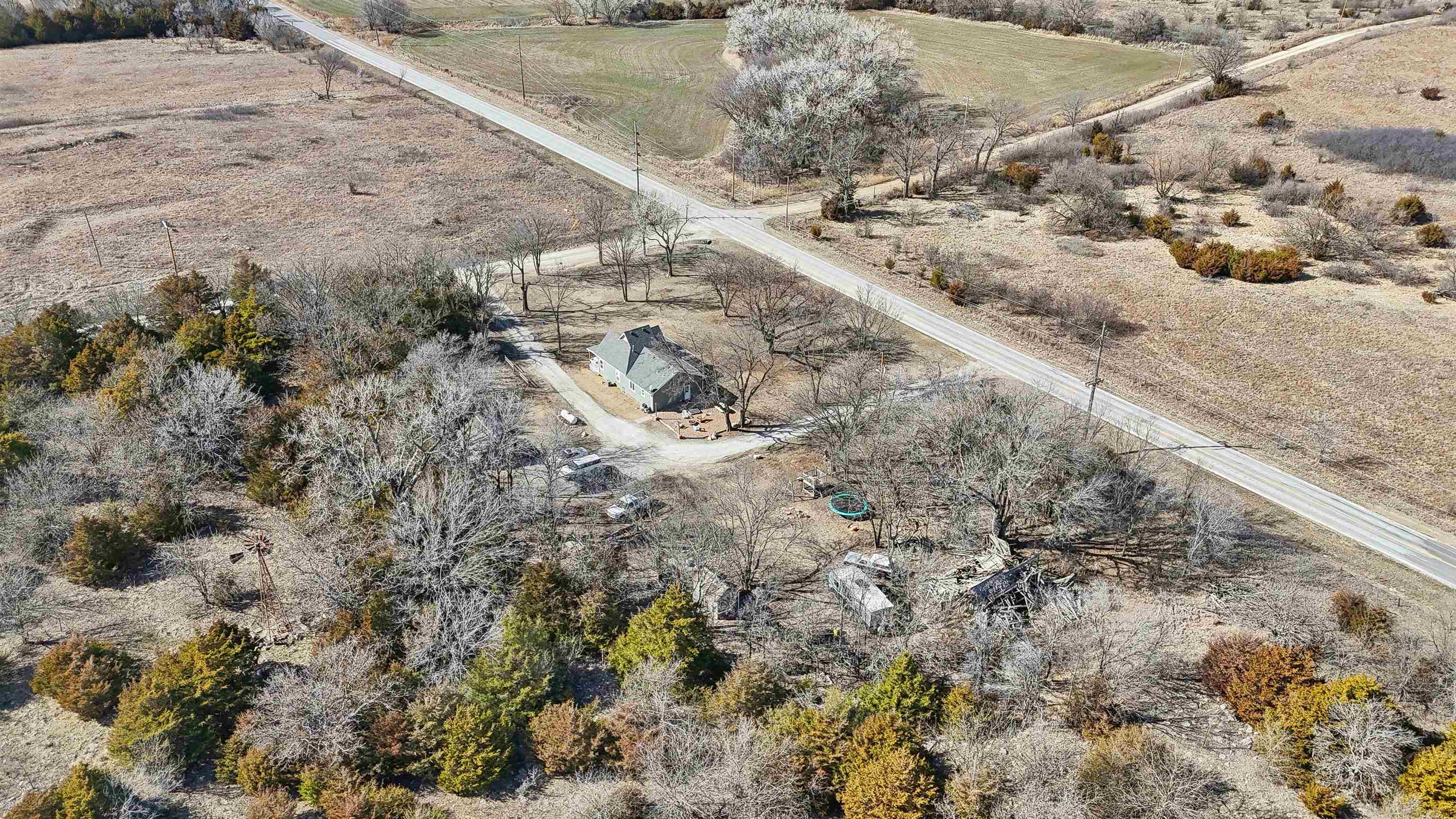 9090 101st Rd, Winfield, Kansas image 28