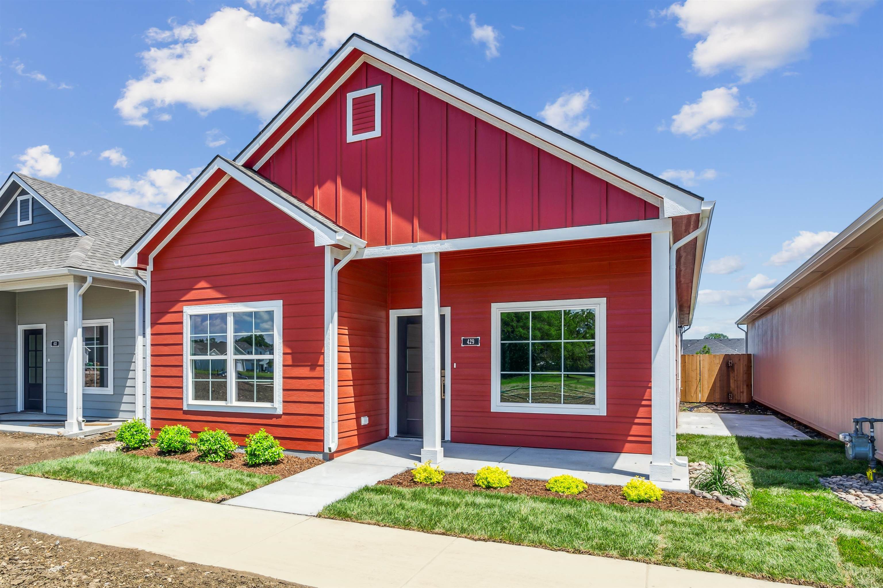 429 E Lexington Ln, Andover, Kansas image 2