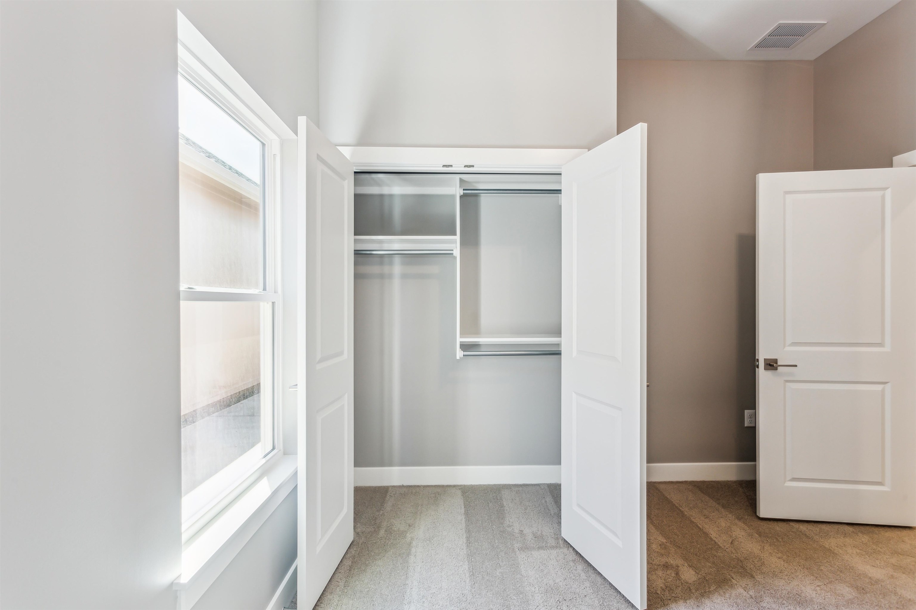 429 E Lexington Ln, Andover, Kansas image 21