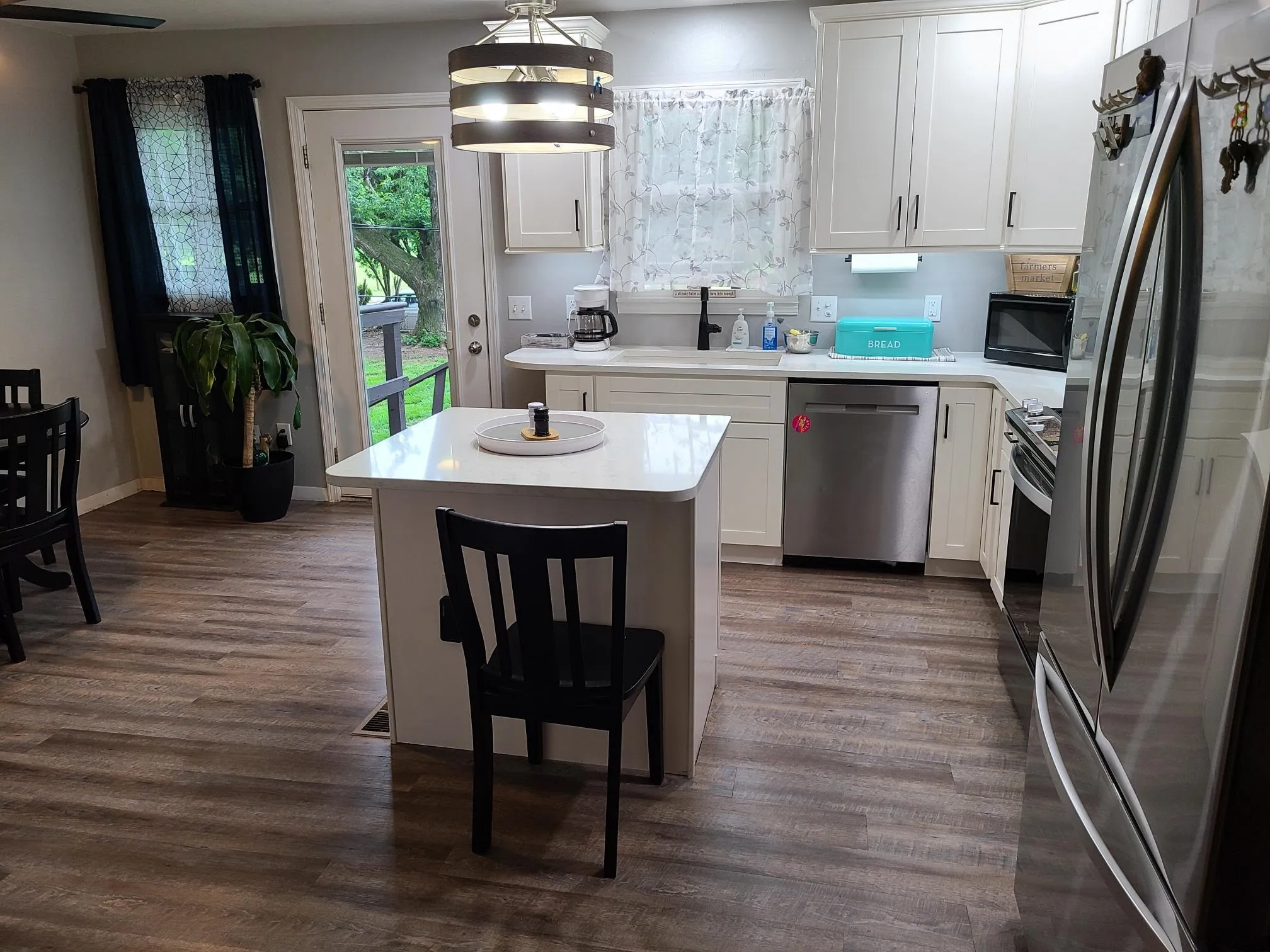 Winfield, Kansas 67156, United States, 4 Bedrooms Bedrooms, ,3 BathroomsBathrooms,Residential,Active,246723