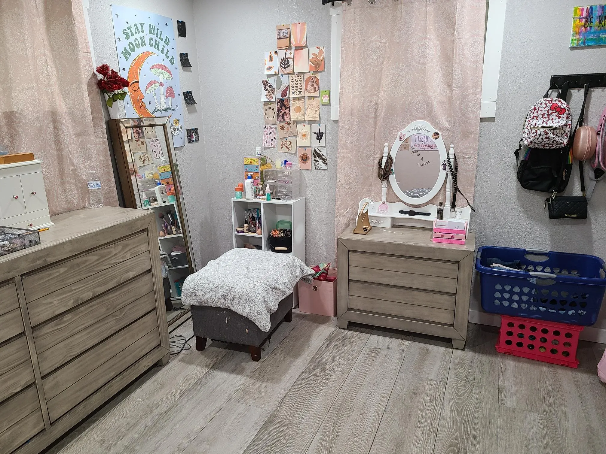 Winfield, Kansas 67156, United States, 4 Bedrooms Bedrooms, ,3 BathroomsBathrooms,Residential,Active,246723