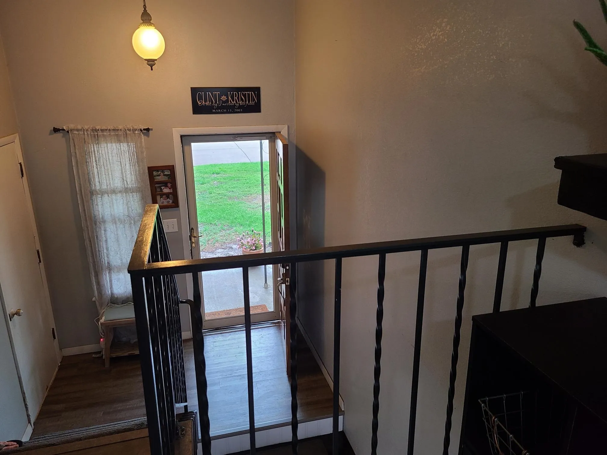 Winfield, Kansas 67156, United States, 4 Bedrooms Bedrooms, ,3 BathroomsBathrooms,Residential,Active,246723