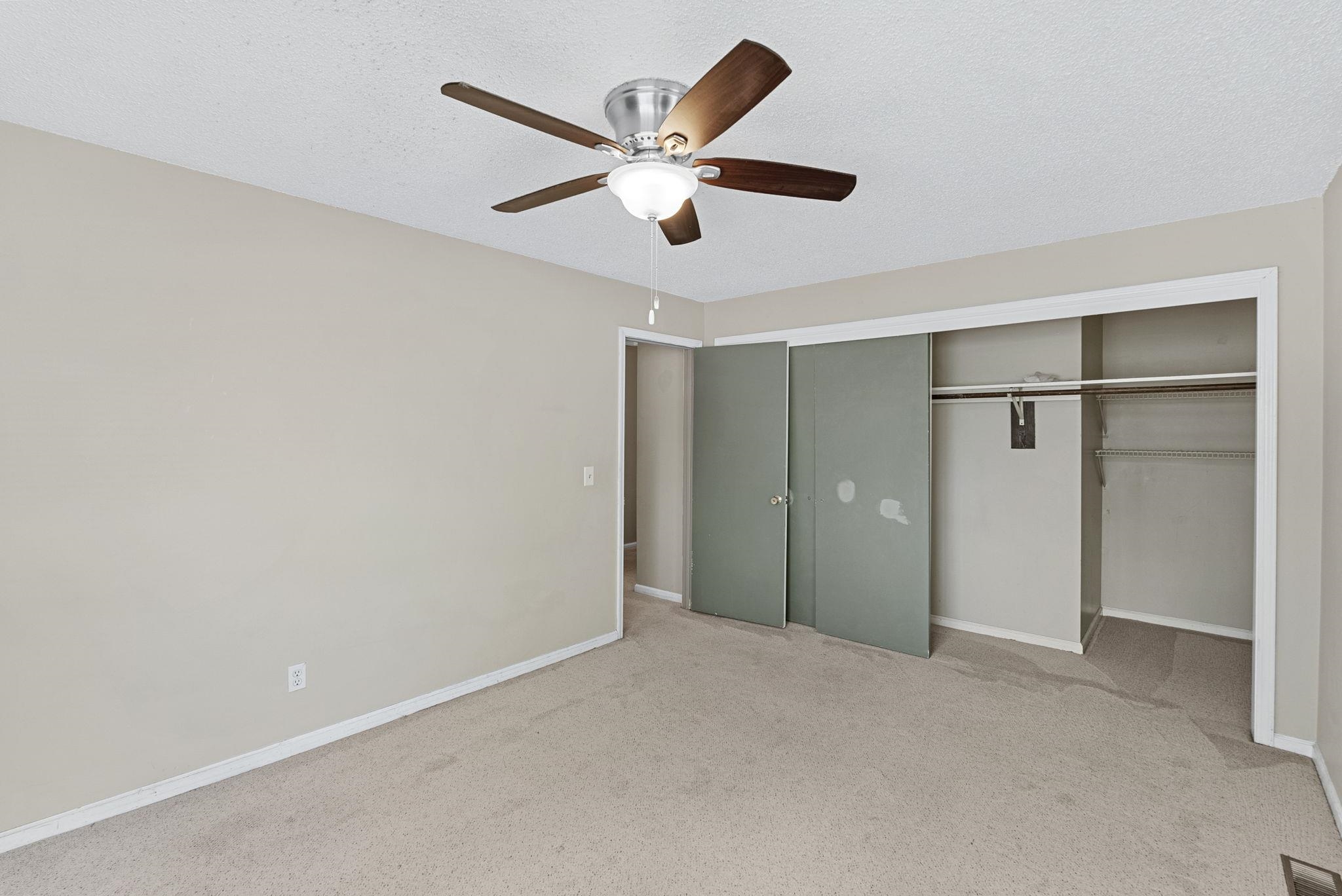 8724 W University St, Wichita, Kansas image 17