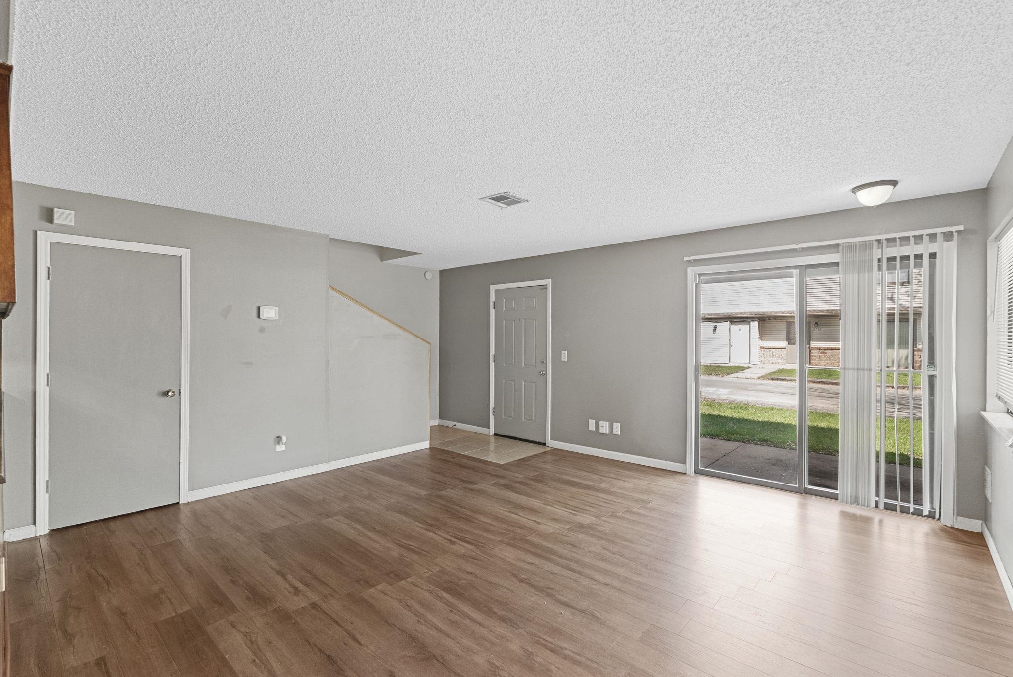 8724 W University St, Wichita, Kansas image 5