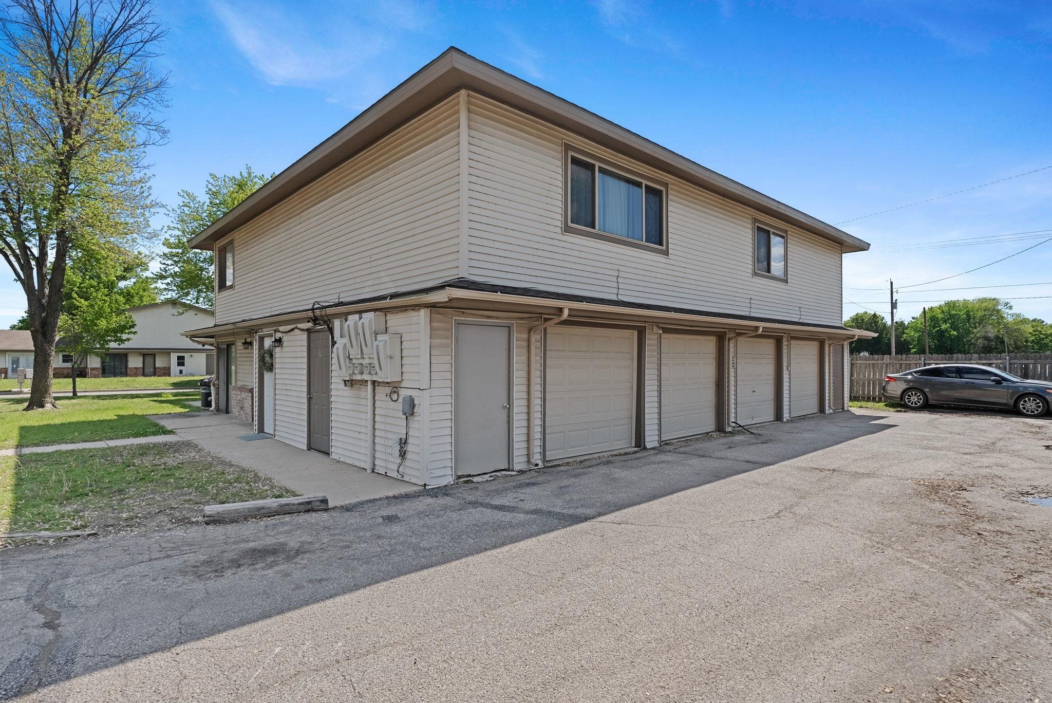 8724 W University St, Wichita, Kansas image 19
